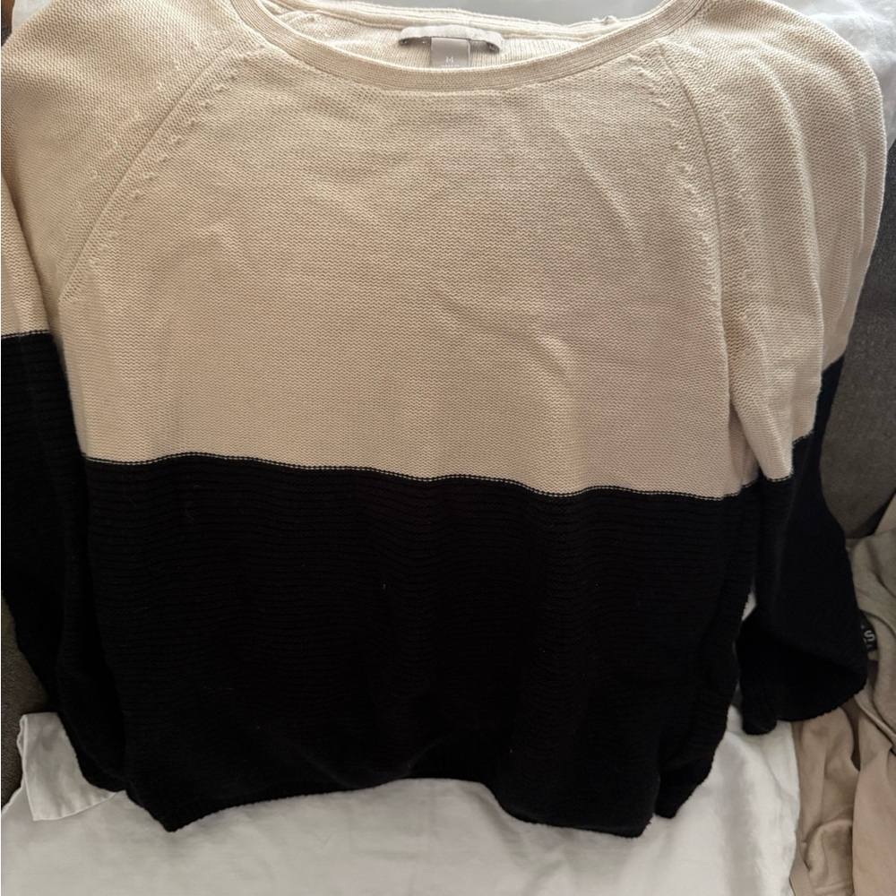 Banana Republic Two-Tone Crew Neck Sweater